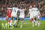 28.10.2026, Unterhaching, Bayern, Deutschland. UEFA Womens Champions League: FC Bayern Frauen gegen Real Madrid Frauen. Spielort: Sportpark Unterhaching. UWCL Ligaphase, 3. Spieltag, Saison 2026/27. Lineth Beerensteyn (Real Madrid Frauen) beim Jubel, jubelnd, feiernd mit Maria Mendez (Real Madrid Frauen)