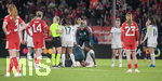28.10.2026, Unterhaching, Bayern, Deutschland. UEFA Womens Champions League: FC Bayern Frauen gegen Real Madrid Frauen. Spielort: Sportpark Unterhaching. UWCL Ligaphase, 3. Spieltag, Saison 2026/27. Linda Caicedo (Real Madrid Frauen) verletzt, mit Schmerzen, bei der Behandlung