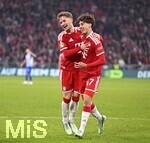 28.10.2026, Fussball DFB-Pokal 2026/2027, 2.Runde, FC Bayern München - 1.FC Magdeburg, in der Allianz-Arena München. v.l. Tim Binder (Bayern München) und David Michael Santos Daiber (Bayern München) jubeln


