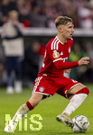 28.10.2026, Fussball DFB-Pokal 2026/2027, 2.Runde, FC Bayern München - 1.FC Magdeburg, in der Allianz-Arena München. Lennart Karl (FC Bayern München) am Ball 