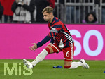 31.10.2026, Fussball Bundesliga 2026/2027, 8.Spieltag, FC Bayern München - Borussia Dortmund, in der Allianz-Arena München,   
Joshua Kimmich (FC Bayern München) wärmt sich auf.

