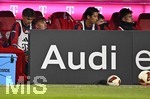 31.10.2026, Fussball Bundesliga 2026/2027, 8.Spieltag, FC Bayern München - Borussia Dortmund, in der Allianz-Arena München,   v.l. Tom Bischof (FC Bayern München), Lennart Karl (FC Bayern München), Hiroki Ito (FC Bayern München).



