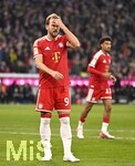 31.10.2026, Fussball Bundesliga 2026/2027, 8.Spieltag, FC Bayern München - Borussia Dortmund, in der Allianz-Arena München,   Harry Kane (FC Bayern München) fasst sich an den Kopf


