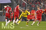 31.10.2026, Fussball Bundesliga 2026/2027, 8.Spieltag, FC Bayern München - Borussia Dortmund, in der Allianz-Arena München,   v.l. Dayot Upamecano (FC Bayern München), Min-jae Kim (Bayern München, Minjae Kim) , Marcel Sabitzer (Borussia Dortmund) und Joshua Kimmich (FC Bayern München) 


